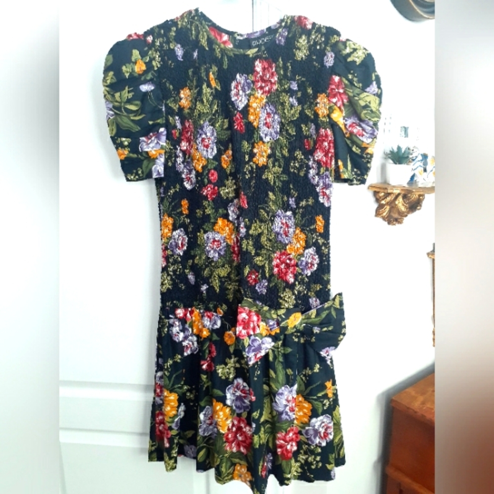 80s Vintage Phoebe Drop Waist Floral Dress Size 8 Adorable Puff Sleeves